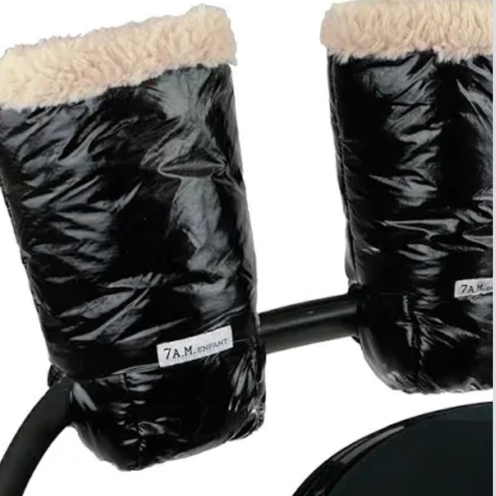 7 A.M. Enfant Black Stroller Hand Warmers